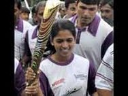 துப்பாக்கிச் சுடுதல்-தேஜஸ்வினி, லஜ்ஜா வெள்ளி வென்றனர்