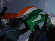 இந்தியா - பாக் மேட்ச்: ரூ 10000 கோடி உச்சகட்ட பெட்டிங்!