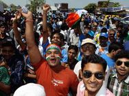 உலக்க் கோப்பையால் ஸ்தம்பித்த சென்னை: தெருக்கள் வெறிச்சோடின