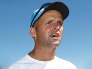 இந்திய கிரிக்கெட் அணி பயிற்சியாளர் பதவியிலிருந்து கிர்ஸ்டன் விலகினார்