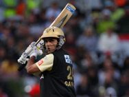 இன்றும் மீண்டும் ஆடுகிறார் கங்குலி-புனேவுக்கு பூஸ்ட் தருவாரா