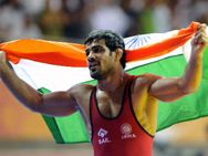 இந்திய ஒலிம்பிக் வீரர்கள் முகாமில் அழுகிய பழத்தில் ஜூஸ்-விளையாட்டு துறை அதிர்ச்சி