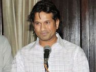 சாய்னா நேவால் மகிழ்ச்சி அடையலாம்-ஆனால் திருப்தி அடைய வாய்ப்பில்லை: சச்சின்