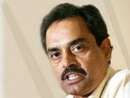 டோணிக்கு வெங்சர்கார், வடேகர் ஆதரவு