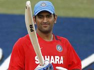 டோணியை ரொம்ப விமர்சிக்காதீங்க...: பயிற்சியாளர் பட்டாச்சார்யா