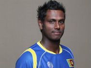 புனே வாரியர்ஸ் அணிக்கு இலங்கையின் மாத்யூஸ் கேப்டன்