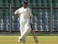 டெண்டுல்கர் விளையாடும் வரை விளையாடட்டும் - ராஜீவ் சுக்லா