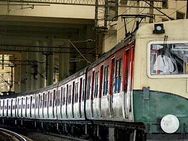 ஐ.பி.எல். கிரிக்கெட் போட்டி: சென்னை கடற்கரை- வேளச்சேரி சிறப்பு ரெயில்!