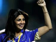 சூடு பிடிக்குது ஐபிஎல் திருவிழா.. தேவதைகள் இம்சை தாங்க முடியலை...!