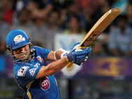 தீப்பொறி பறக்காவிட்டாலும்.. சாதனையைப் பறிக்க தவறாத சச்சின்