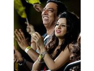 ஸ்பாட் பிக்ஸிங்: பாட்டு மூலம் மௌனம் கலைத்த சாக்ஷி டோணி