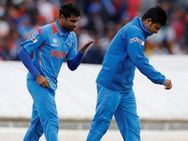 ''தப்புத்தான்.. தப்புத்தான்''.. (உக்கி போடாமல்) மன்னிப்பு கேட்ட ஜடேஜா, ரெய்னா!!