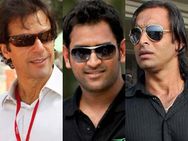 அப்படியே இம்ரான் கான் மாதிரியே இருக்கார் டோணி... சோயப் அக்தர்