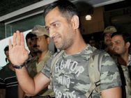 ராணுவ வீரராக ஆசைப்பட்டேன், ஆனால் கிரிக்கெட் வீரர் ஆகிவிட்டேன்: டோணி