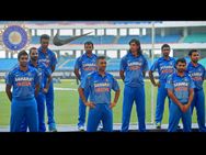 டோணி அன் கோவுக்கு எப்படி இருக்கு புது 'சொக்கா'...?