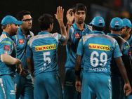 ஐ.பி.எல். போட்டிகளில் இருந்து புனே வாரியர்ஸ் அணி நீக்கம்!