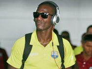 'கண்ணுல பயத்தை காட்டிட்டாங்கடா பரமா'... !