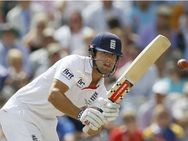 100வது டெஸ்ட்.. பெரிய முட்டை... குக்குக்கு வந்த சாதனை + சோதனை!