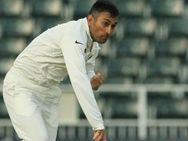 இந்தியாவின் வெற்றிக்கு தேவை இன்னும் 6 விக்கெட்... !