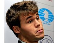 அடப்பாவமே... 9 நகர்த்தல்களில் பில் கேட்ஸை தோற்கடித்த மேக்னஸ் கார்ல்சன்