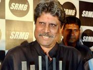 டோணியே இருக்கட்டும்... கோஹ்லி தலையை உருட்டாதீங்கப்பா.. 'பெரிய தல' கபில்!