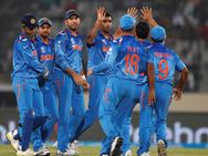 அதே 'அராத்து' அடி.. தென் ஆப்பிரிக்காவைக் காலி செய்து பைனலுக்குள் நுழைய இந்தியா திட்டம்!