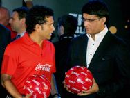 ஐ.எஸ்.எல். கால்பந்து: கொச்சி, கொல்கத்தா அணிகளை வாங்கிய டெண்டுல்கர், கங்குலி!!