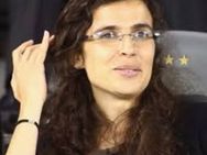 பிரான்ஸ் ஆண்கள் கால்பந்து அணிக்கு பயிற்சியளிக்கும் பெண்!