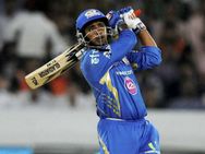 ஐ.பி.எல்: மும்பை அணிக்கு 3வது வெற்றி: ஹைதராபாத்தை தோற்கடித்தது!