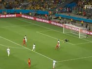 பெல்ஜியத்தின் 16 ஷாட்டுகளை, கோலாக விடாமல் பாய்ந்து தடுத்து அமெரிக்க கீப்பர் சாதனை!