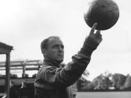 கால்பந்து ஜாம்பவான் ஆல்பிரெடோ மாரடைப்பால் சாவு