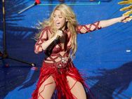 அப்பாடி ஃபைனலுக்காவது ஷகீரா வந்தாரே: கவலையை மறந்து பிரேசில் ரசிகர்கள் ஆட்டம்!