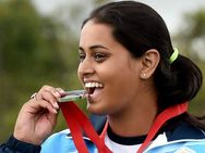 காமன்வெல்த் - துப்பாக்கிச் சுடுதலில் இந்தியாவின் ஷிரேயாசி சிங்குக்கு வெள்ளி