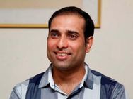 தள்ளி நின்னாதானே 