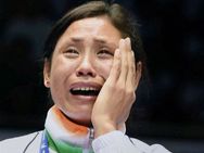 ஆசிய கோப்பையில் வெண்கல பதக்கத்தை ஏற்க மறுத்த குத்து சண்டை வீராங்கனை மன்னிப்பு கேட்டார்