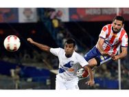 ஐபிஎல் பாணியில் ஐஎஸ்எல் கால்பந்து போட்டித் தொடர்: தொடக்க ஆட்டத்தில் கொல்கத்தா வெற்றி வாகை