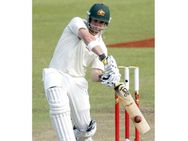 பவுன்சர் பந்தால் தலையில் காயமடைந்த பிலிப் ஹியூஸ் கவலைக்கிடம்! ஹெல்மெட் நிறுவனம் விளக்கம்