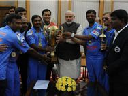 உலகக் கோப்பையை வென்ற பார்வையற்றோர் கிரிக்கெட் அணி.. வரவேற்க மறந்த ரசிகர்கள்.. ஆனால் மோடி கிரேட்!