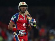 ஐபிஎல் 2015: ரூ.14 கோடி கொடுத்து வாங்கிய யுவராஜ்சிங்கை கழற்றிவிடுகிறது பெங்களூர் ராயல் சேலஞ்சர்ஸ்!