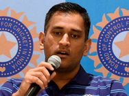 யுவராஜ் சிங்கை கழற்றிவிடும் முன்பாக, டோணியுடனும் ஆலோசித்தோம்: பிசிசிஐ செயலாளர் பேட்டி