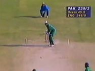 மியான்தத்தை வீட்டுக்கு அனுப்பிய 'சின்னச்சாமி'....2வது முறையாக பாக்.கை பிரித்து மேய்ந்த இந்தியா!