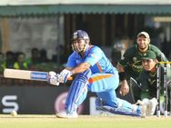 30 கோடி பேர் 'கண்காணிப்பில் ' நாளை இந்தியா-பாகிஸ்தான் மோதல்! நாடெங்கும் கிரிக்கெட் ஜுரம்!!