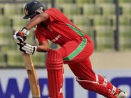 எமிரேட்ஸுக்கு பயன்படாமல் போன 'பாலக்காட்டு மாதவனின்' அசத்தல்.. வென்றது ஜிம்பாப்வே!