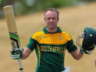 குறைந்த பந்தில் அதிக ரன்கள்.. ஒரே மேட்சில் தென் ஆப்பிரிக்க, மே.இ.தீவுகள் கேப்டன்கள் சாதனை!