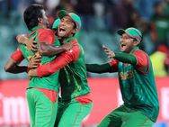 வெள்ளைப் புலிகளை வேட்டையாடிய வங்க வேங்கைகள் - இங்.கை 15 ரன்னில் வீழ்த்தி காலிறுதியில் வங்கதேசம்