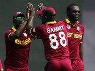 20 ஓவர் மிச்சம் வைத்து எமிரேட்ஸை புரட்டிப் போட்ட வெஸ்ட் இண்டீஸ்.. காலிறுதிக்குத் தகுதி!