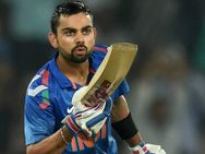 ரேங்க் பட்டியல் வெளியிட்டது ஐசிசி.. அனுஷ்காவாலும் அசைக்க முடியவில்லை கோஹ்லி இடத்தை!