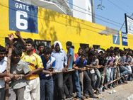 ஐ.பி.எல். கிரிக்கெட்: சென்னை லீக் ஆட்டங்களுக்கான டிக்கெட்டுகள் விறுவிறு விற்பனை!