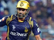 பெங்களூர் வீரர் சட்டை காலரை பிடித்து உலுக்கினாரா கொல்கத்தா வீரர் உத்தப்பா? திடீர் சர்ச்சை