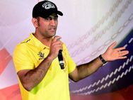 'கூல்' கேப்டன் டோணியையே கடுப்பாக்கி கேஸ் போட வைத்த நிறுவனம்